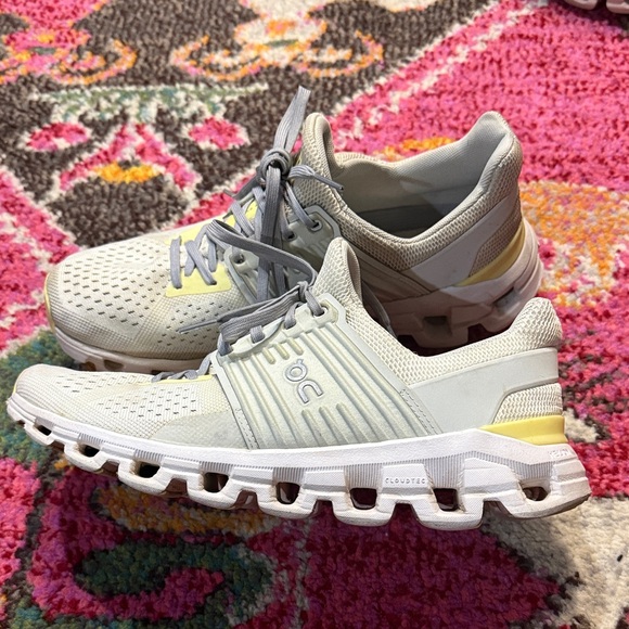 ON Cloudswift women’s size 9 - Picture 1 of 6